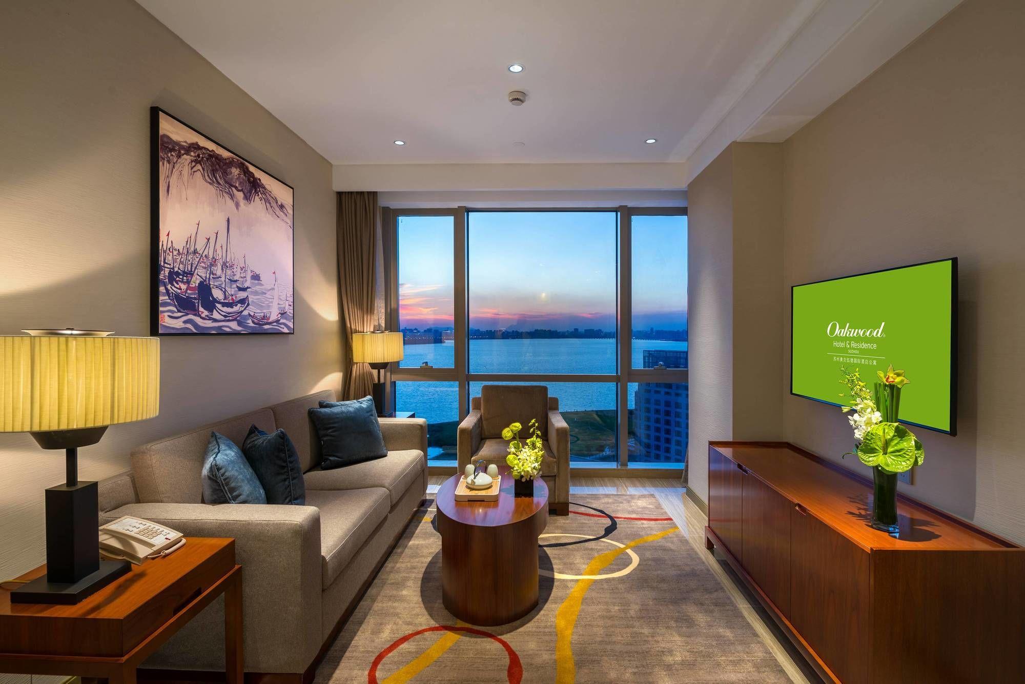 Oakwood Hotel & Residence Suzhou Сучжоу Экстерьер фото