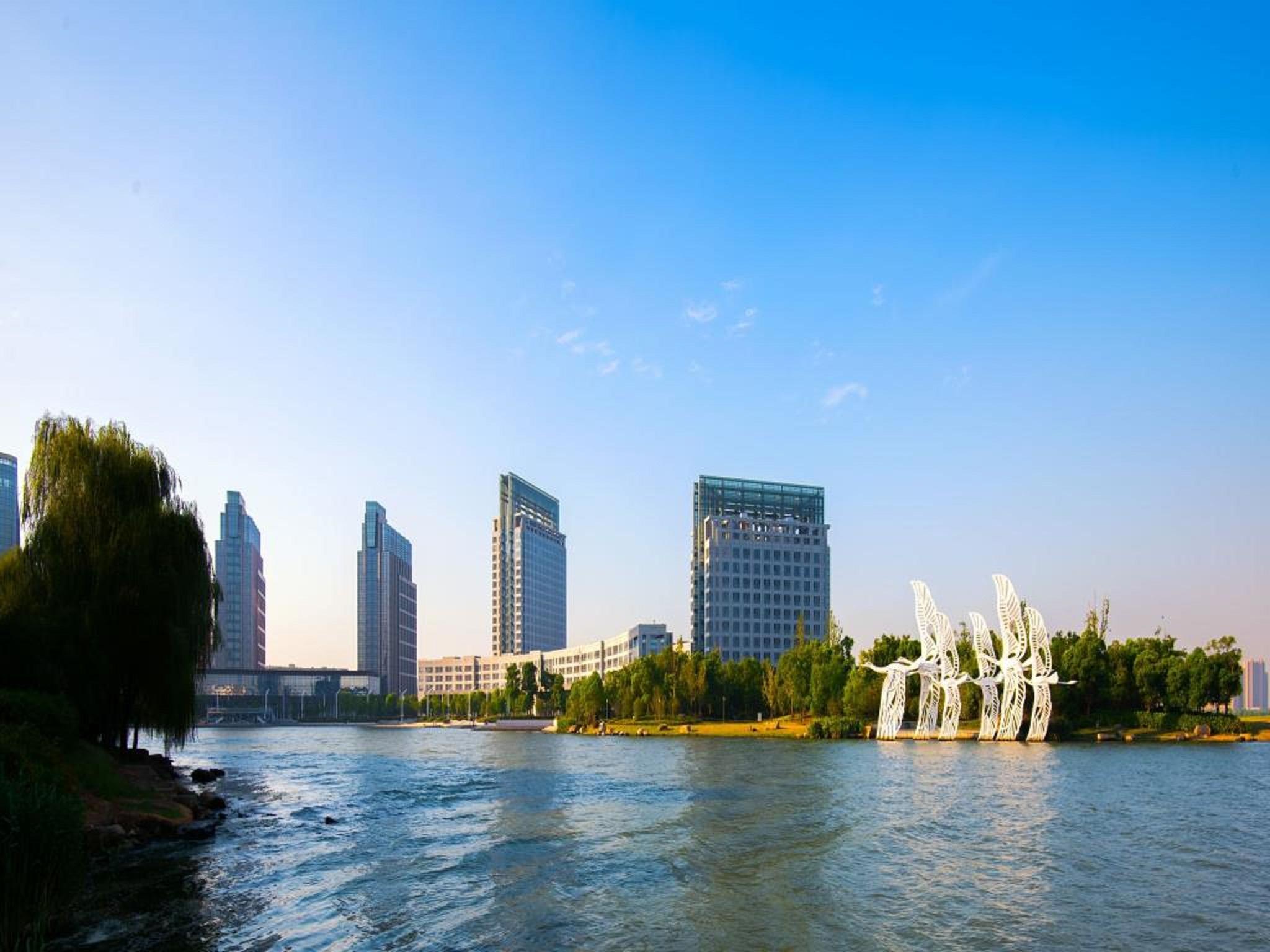 Oakwood Hotel & Residence Suzhou Сучжоу Экстерьер фото