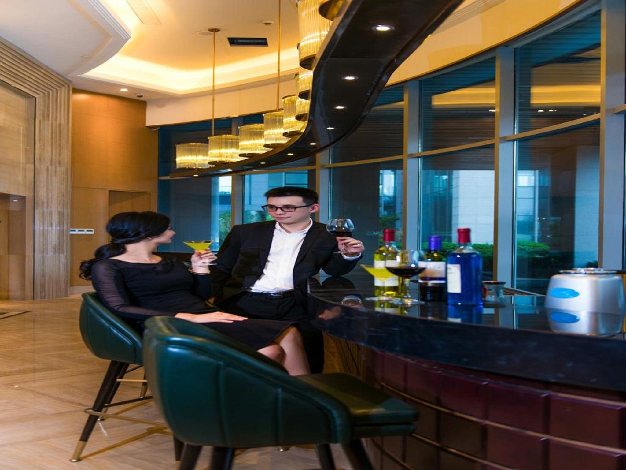 Oakwood Hotel & Residence Suzhou Сучжоу Экстерьер фото