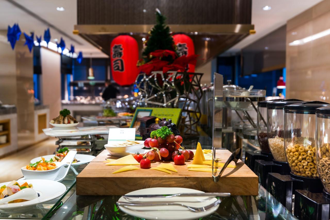 Oakwood Hotel & Residence Suzhou Сучжоу Экстерьер фото